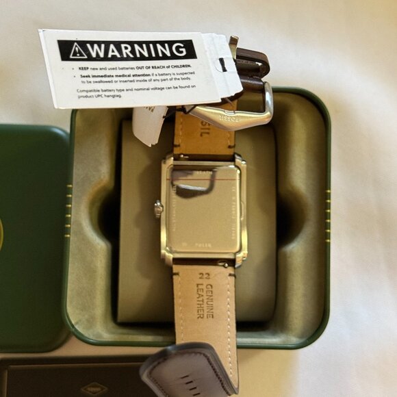 Fossil Men's Carraway Three-Hand Leather Watch Brown Leather Band - Picture 4 of 8